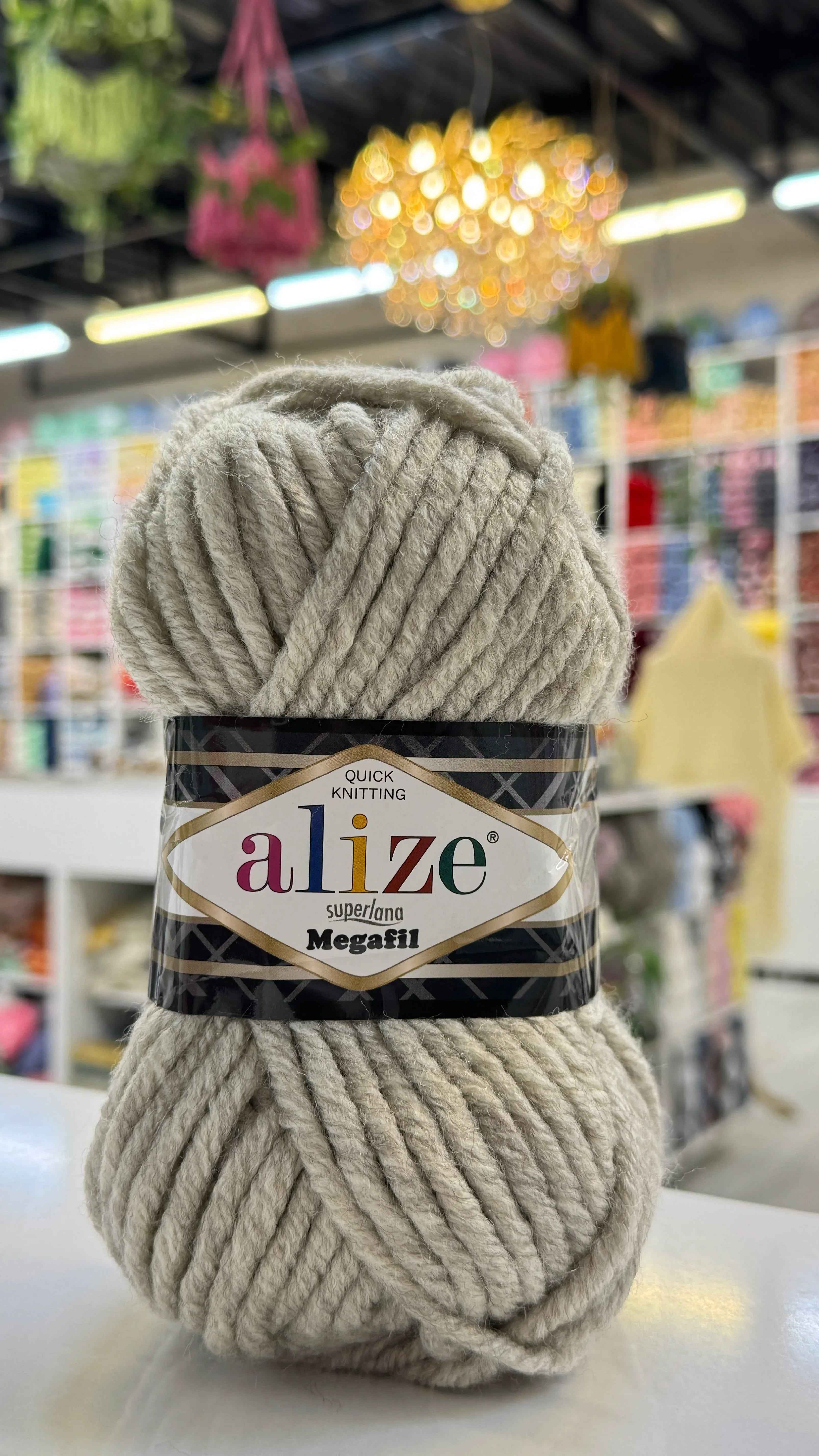 اليزا ميجافيل  152